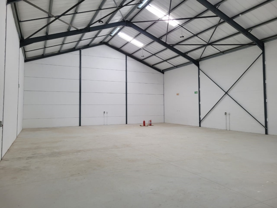 To Let commercial Property for Rent in Killarney Gardens Western Cape